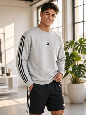 Adidas Essentials Fleece 3-Stripes Sweatshirt Grey Heather Men’s LARGE 🖤NWT✨
